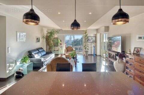 Maison 222 m² à Roquebrune-Cap-Martin  - photo 3
