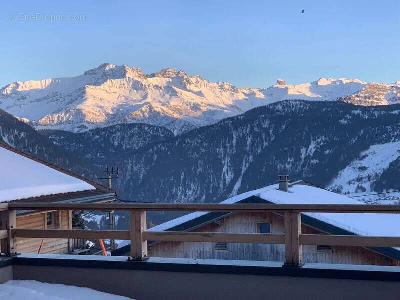 Appartement à HAUTELUCE