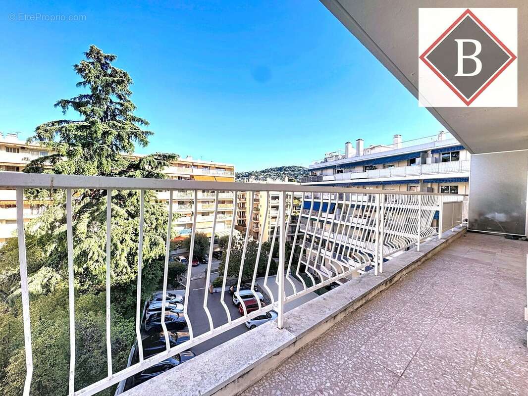 Appartement à LE CANNET