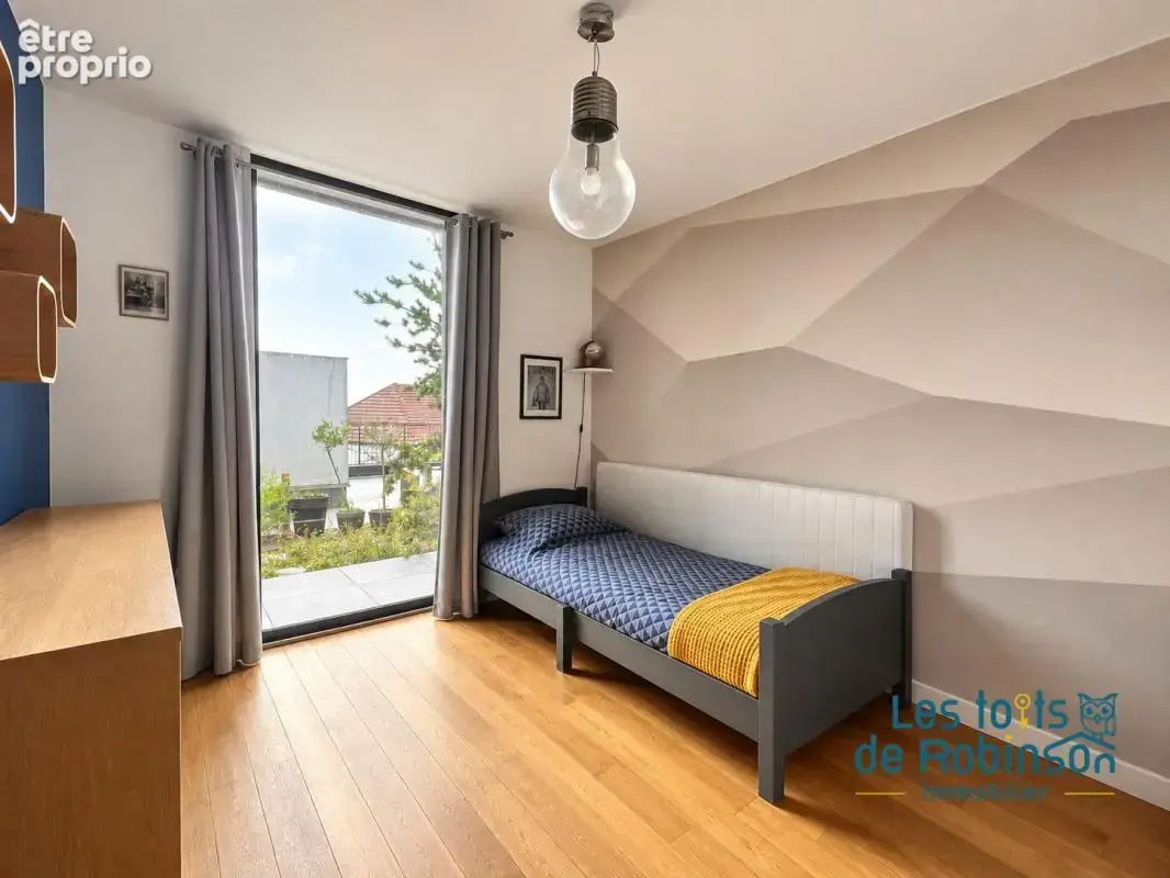 Maison contemporaine avec jardin et terrasse - photo 9