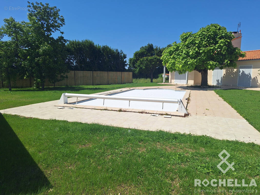 Maison à SAINTE-SOULLE