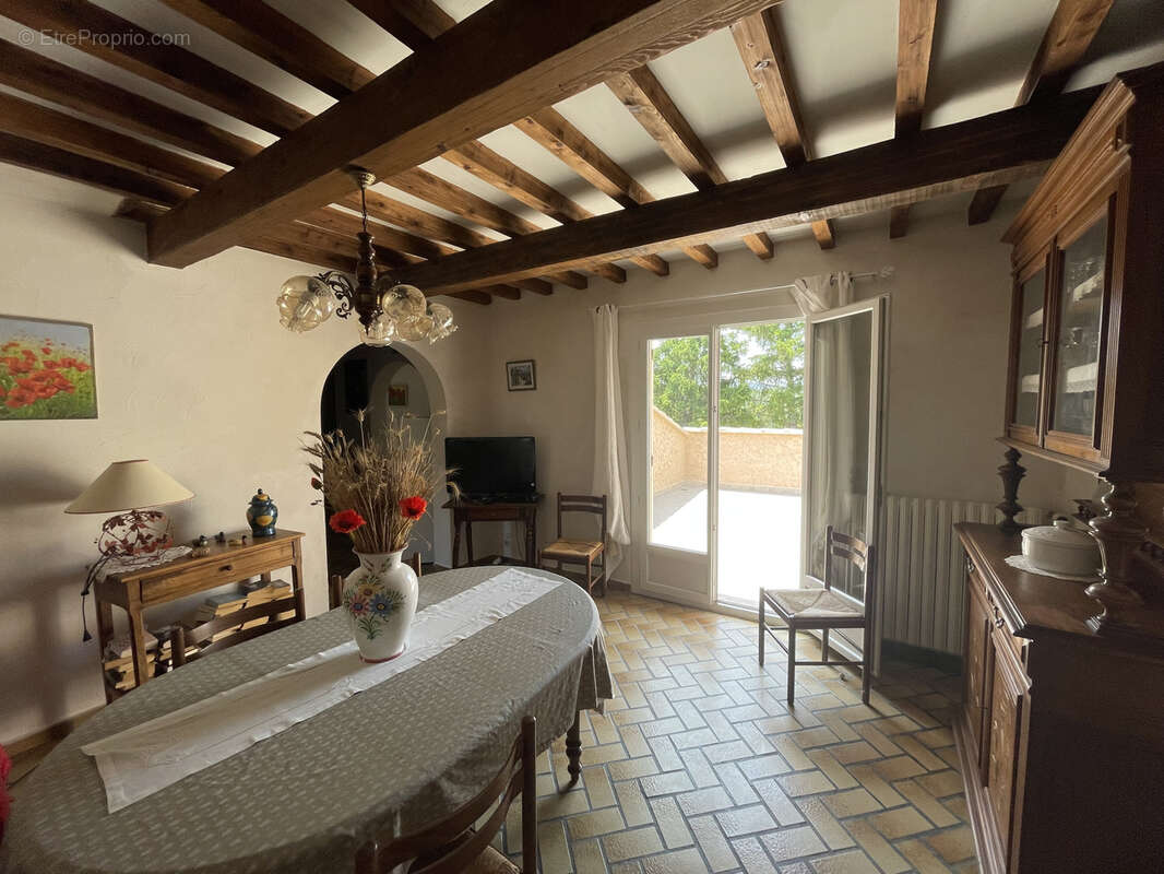 Vaison 2km / belle maison / sh240m2 / terrain 1396m2 / piscine / pool house 100m2 - photo 28