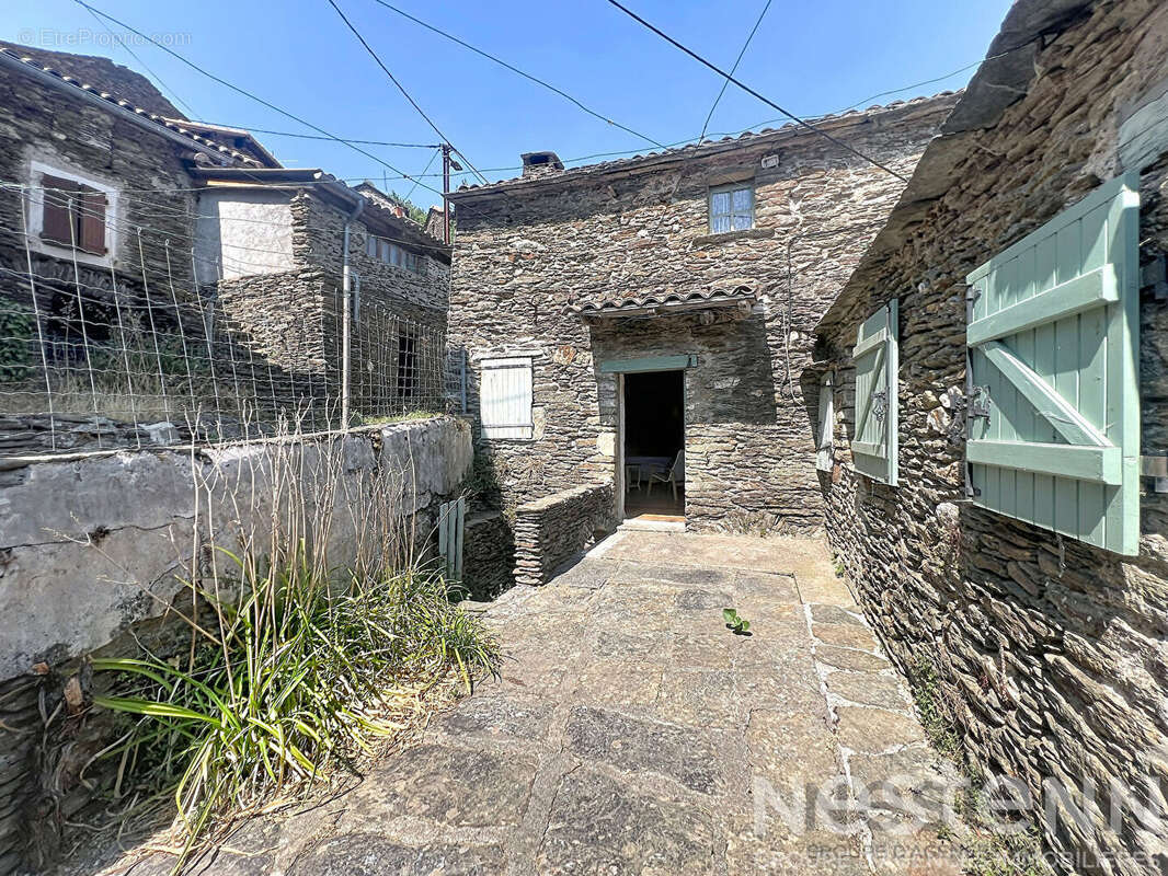 Maison 6 pièces à vendre à Saint Martin de Boubaux - Hameau Calme avec vue magnifique - photo 14