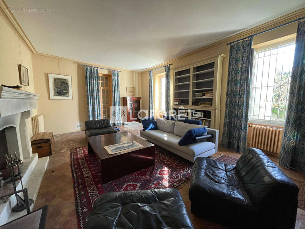 Maison à VILLENEUVE-LES-AVIGNON