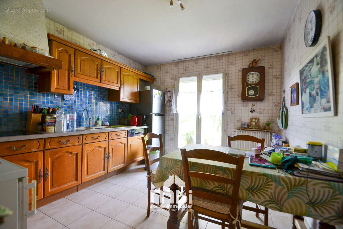 Maison à LA CHAPELLE-EN-SERVAL