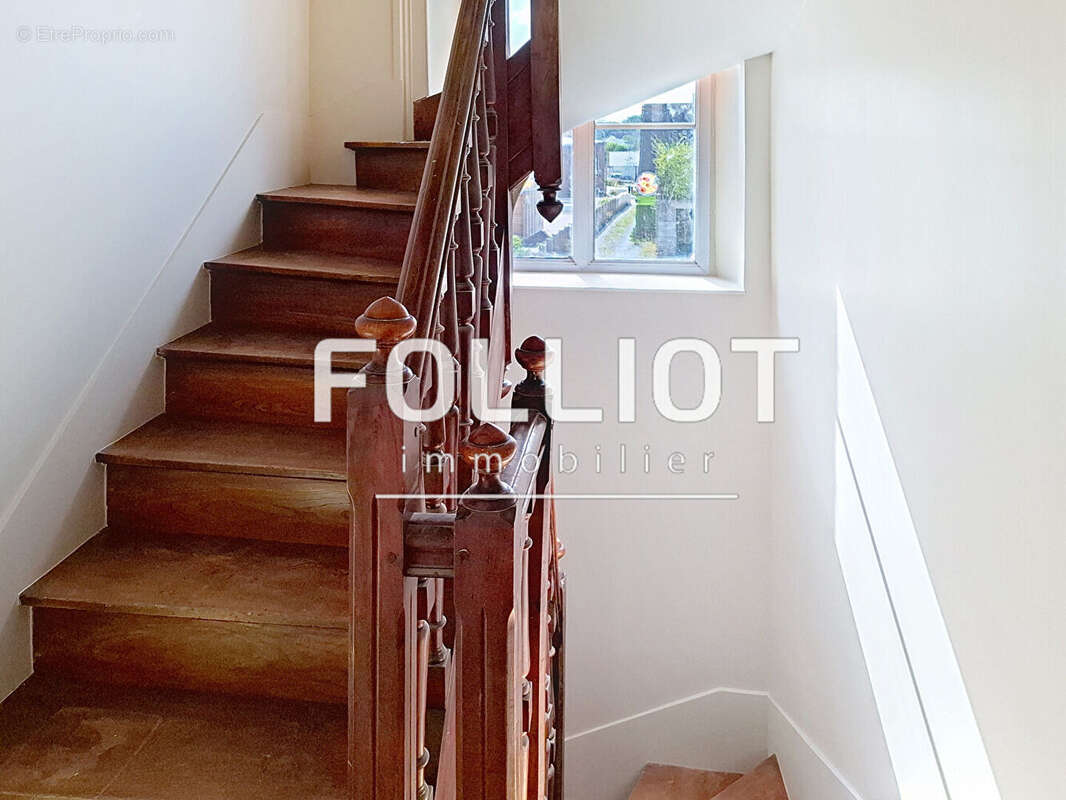 Maison à LA HAYE-DU-PUITS