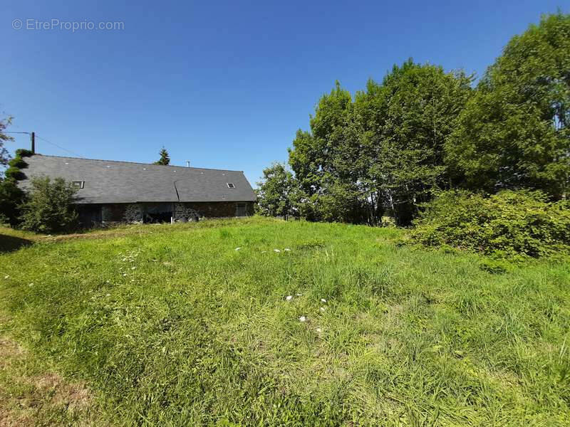 Maison à CHAMBOULIVE