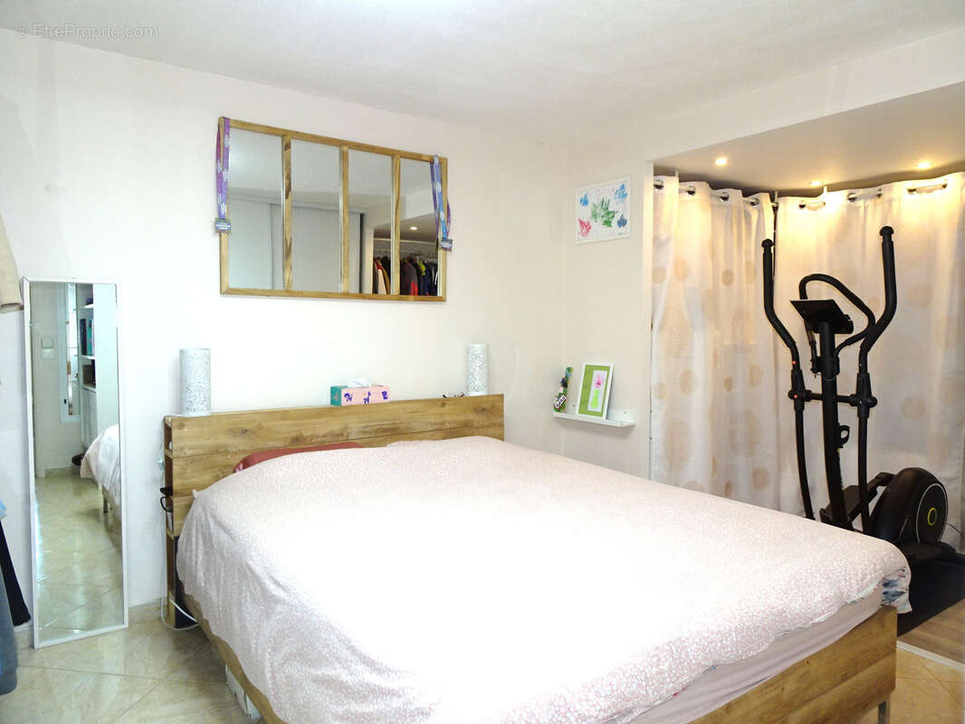 Appartement à HYERES