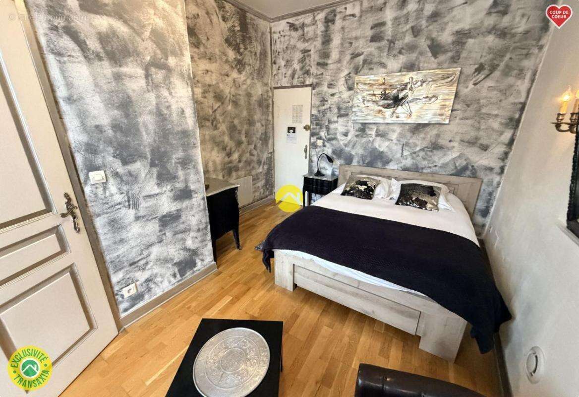 Maison à SAINT-AMAND-MONTROND