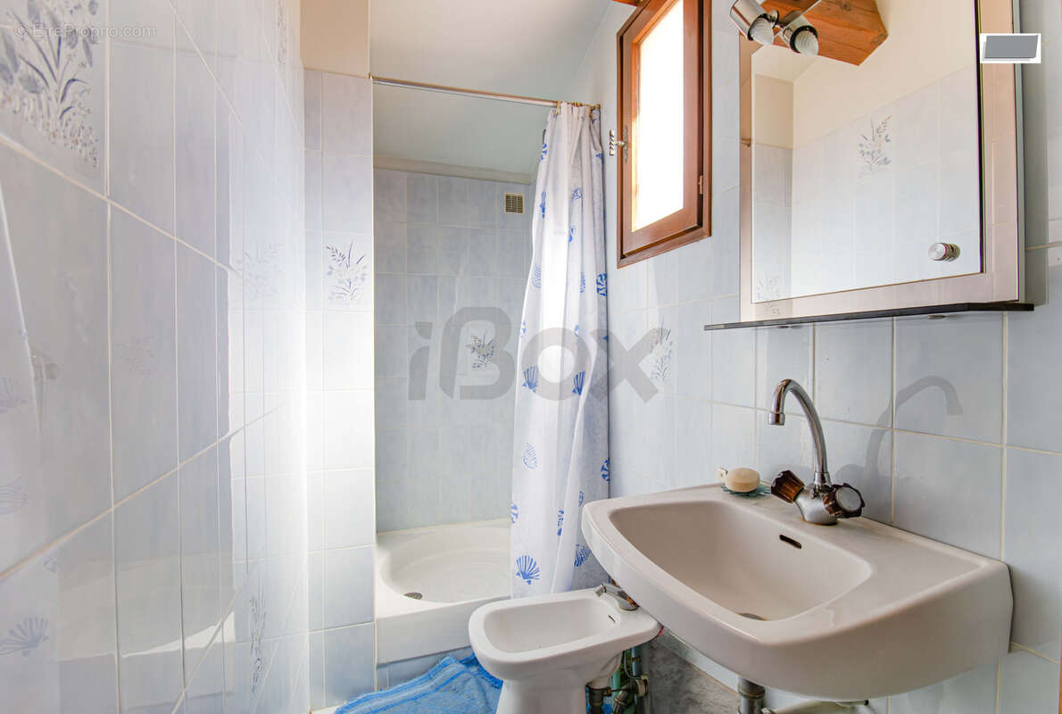 Maison à SIX-FOURS-LES-PLAGES