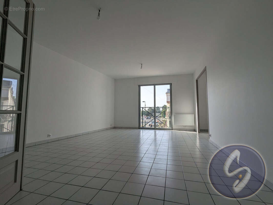 Appartement à SAINTE-LUCE-SUR-LOIRE