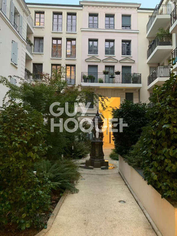 Appartement à PUTEAUX