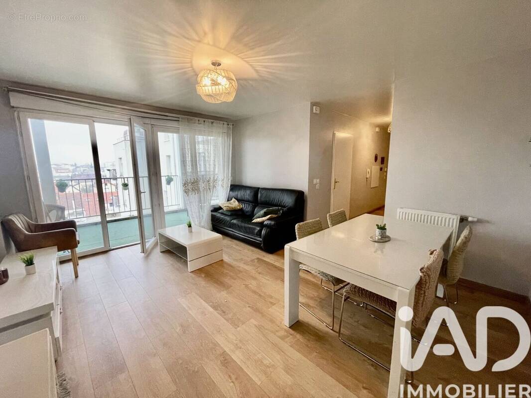Photo 1 - Appartement à ARGENTEUIL