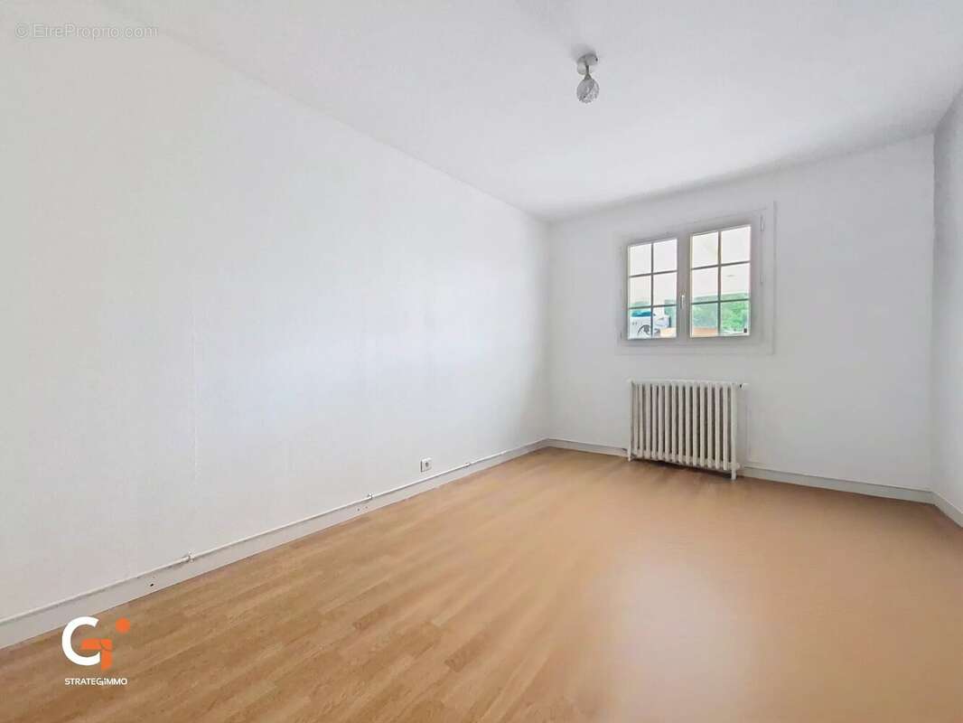 Maison 4 chambres - BOSGOUET - photo 11