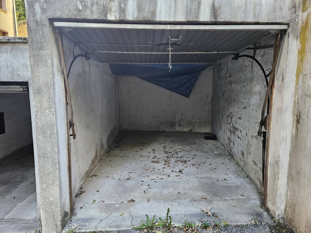 Autre à SAINT-CLAUDE