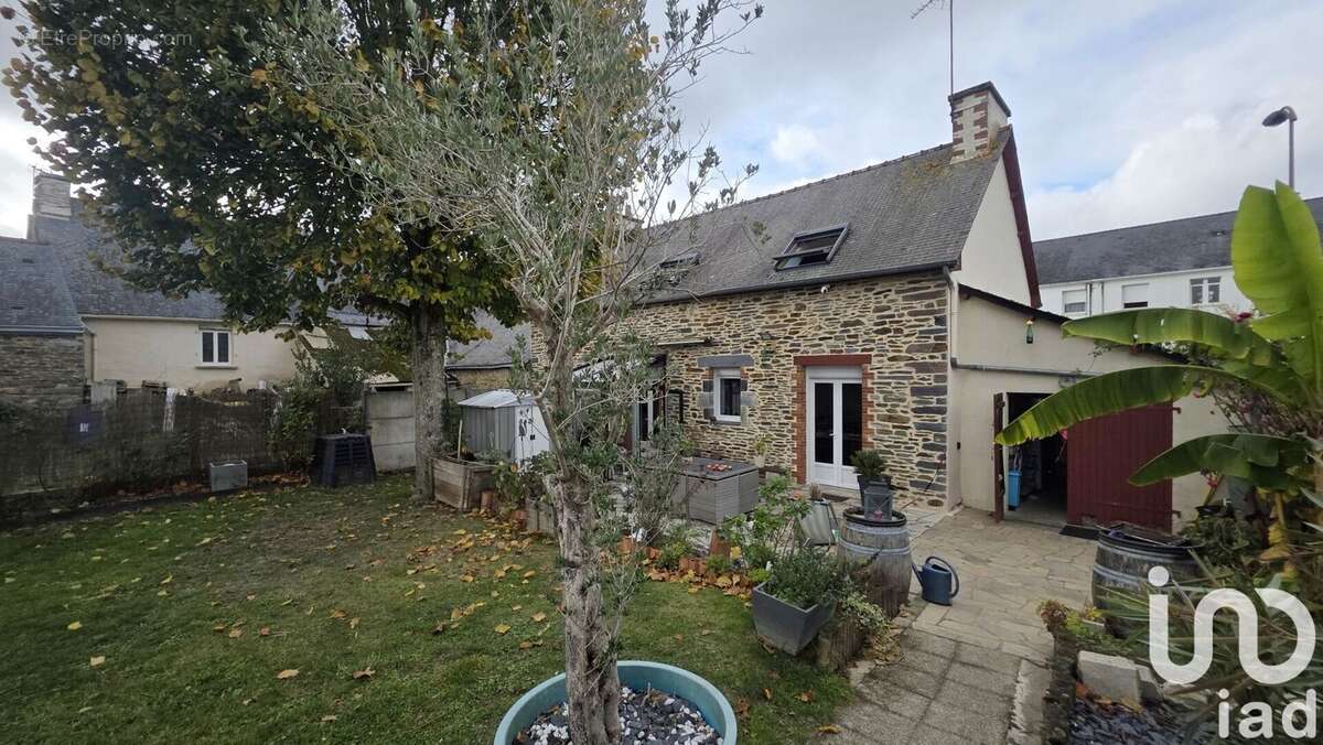 Photo 2 - Maison à CARENTOIR