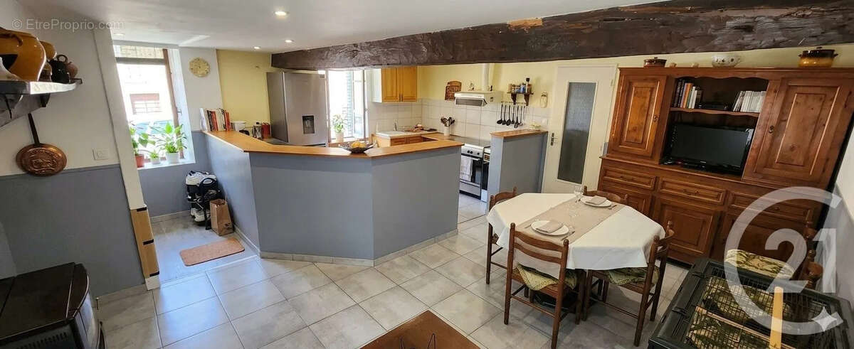 Maison à AUNAY-EN-BAZOIS