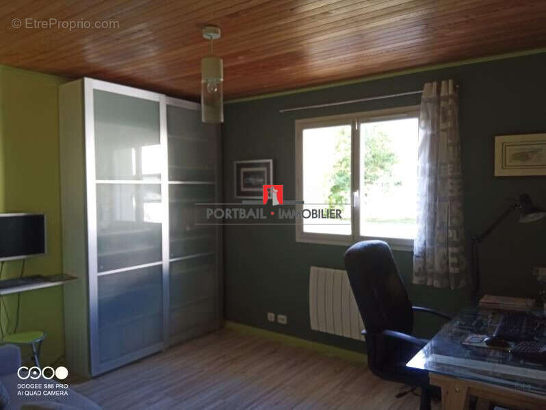Maison 150 m² à Saint-Andre-De-Cubzac  - photo 6
