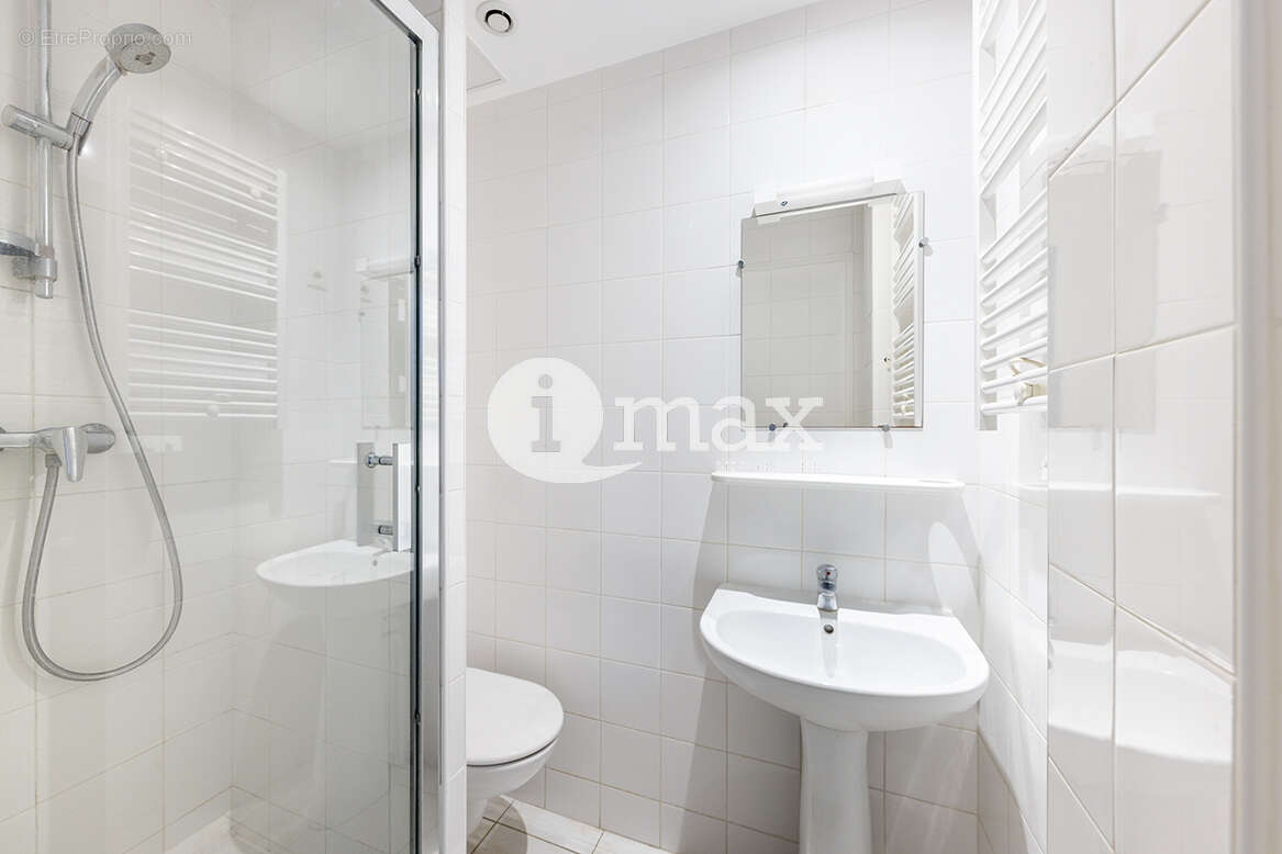 Appartement à LEVALLOIS-PERRET