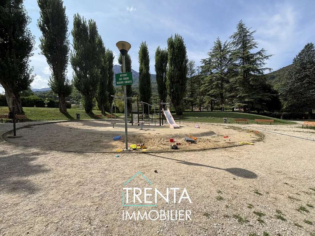 Appartement à SEYSSINET-PARISET