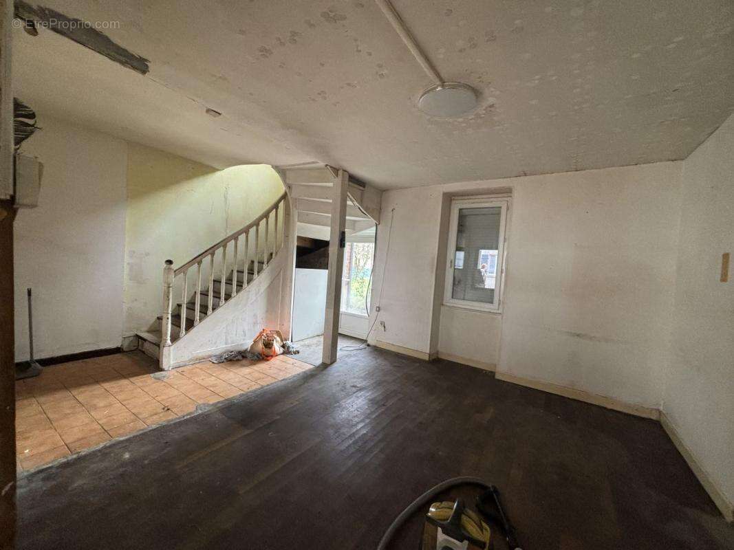 Maison à GENOUILLAC