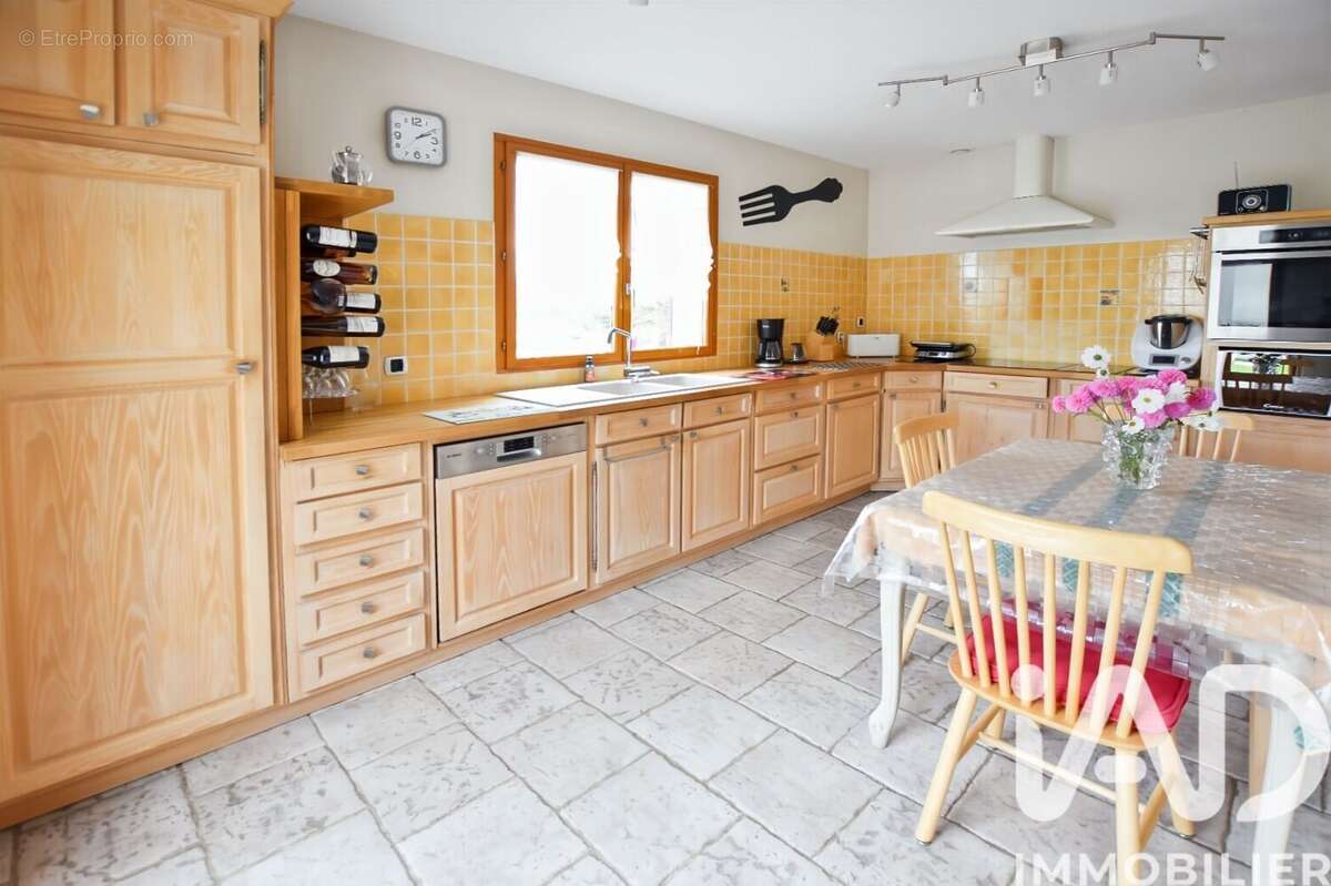 Photo 5 - Maison à CRECY-LA-CHAPELLE