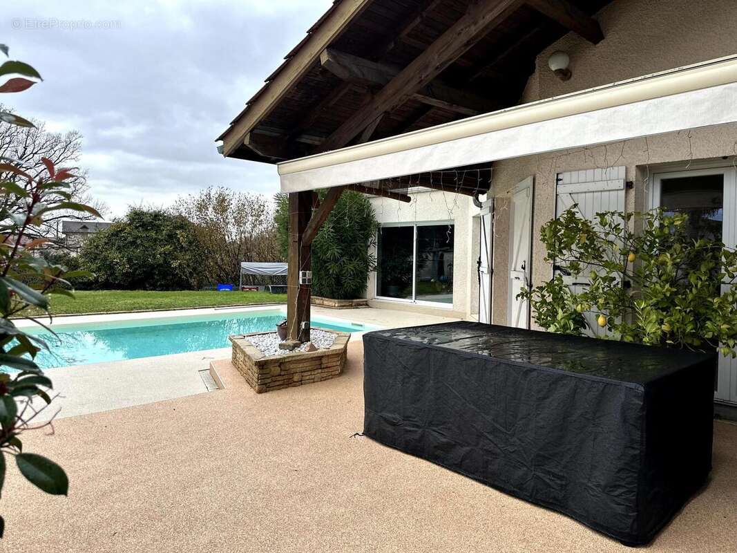 Photo 3 - Maison à SAINT-ROMAIN-DE-JALIONAS