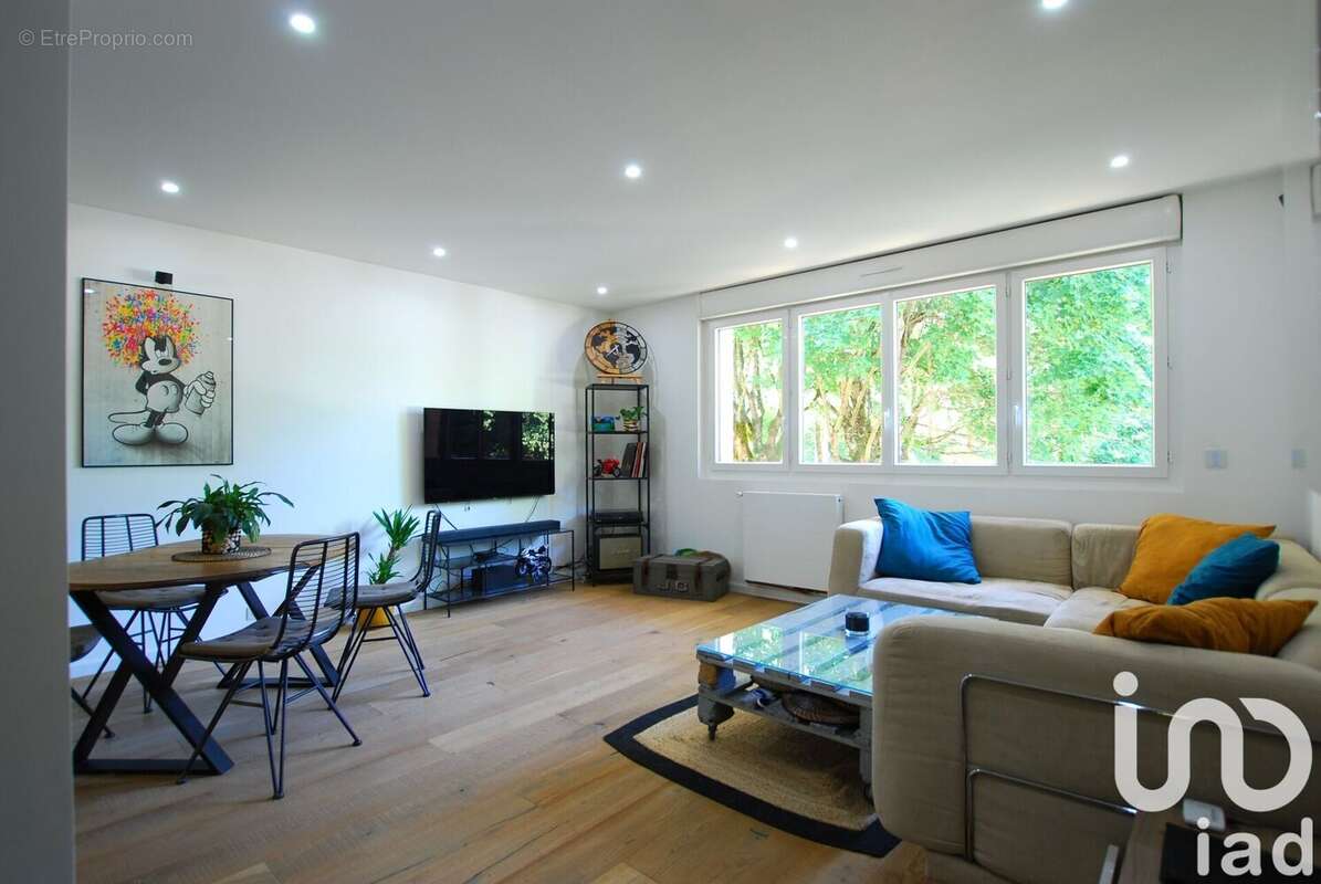 Photo 2 - Appartement à ETIOLLES