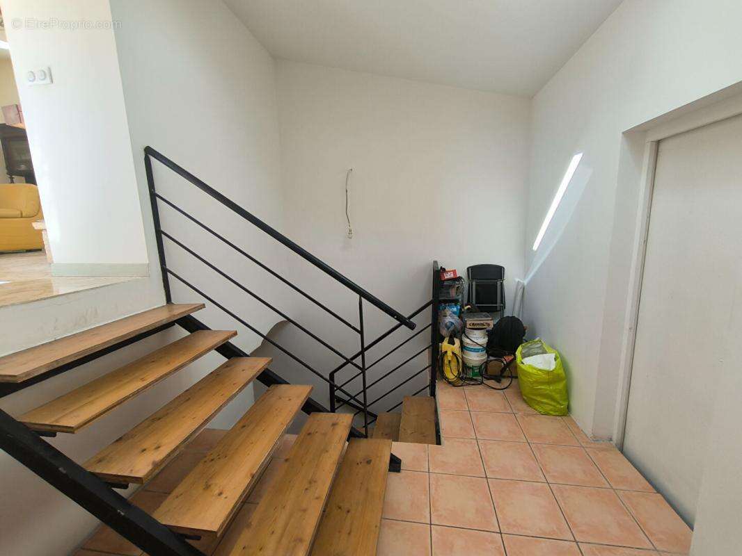 Maison à LEZIGNAN-CORBIERES