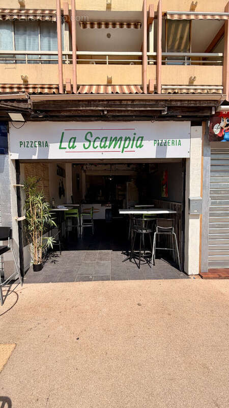 A vendre fonds de commerce pizzeria 45 m2 + 12 places en terrasse situe quartier la faviere bormes les mimosas - photo 3