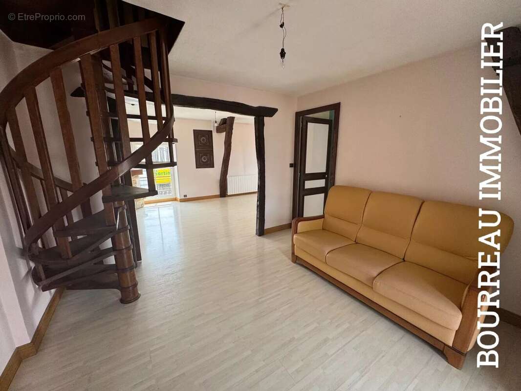 Appartement à JOIGNY