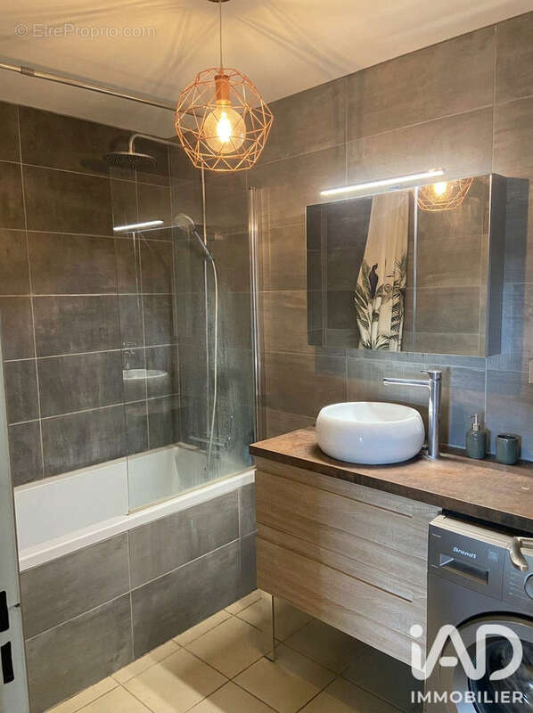 Appartement 60 m² à La Garde-Freinet  - photo 9