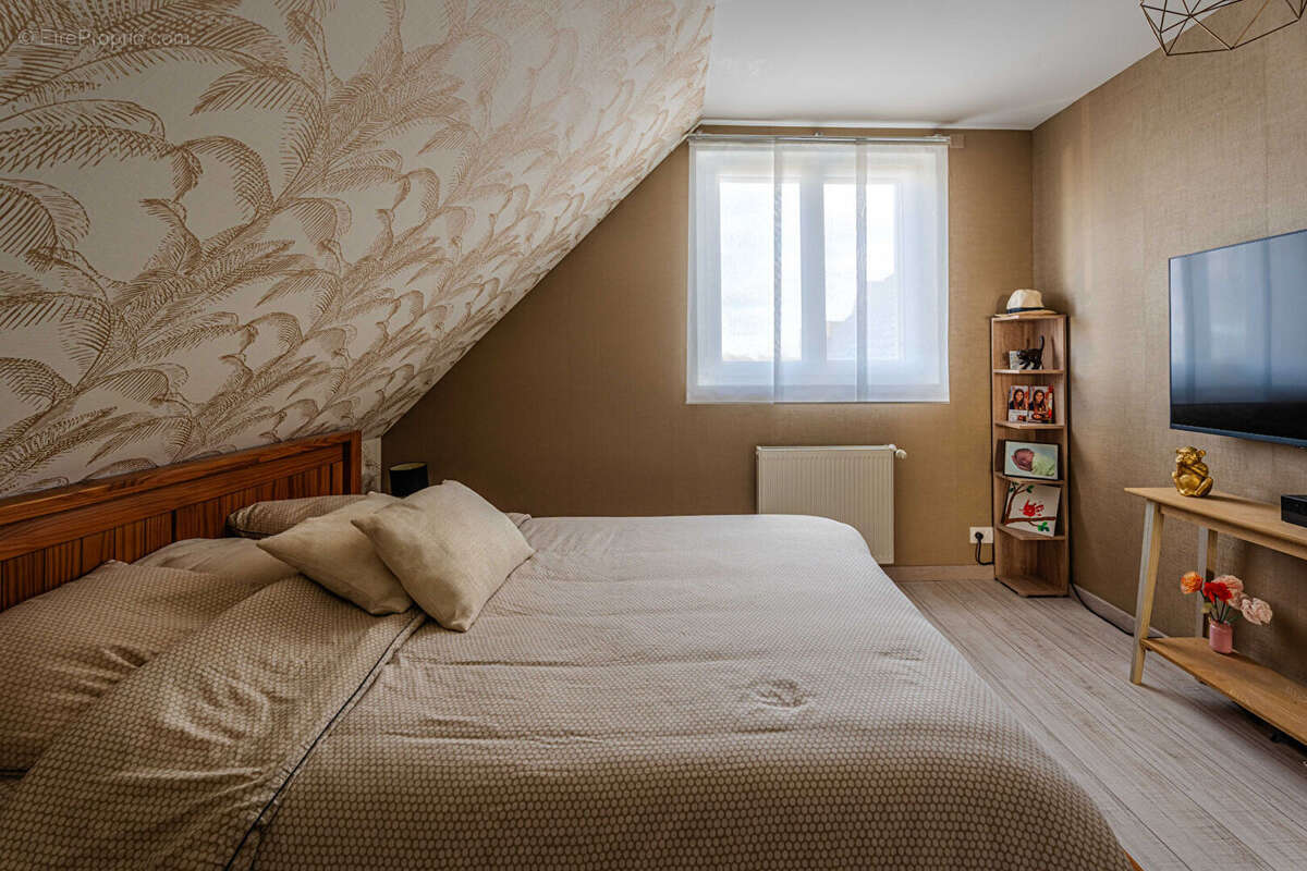Maison 6 pièce(s) 153 m2 - photo 10
