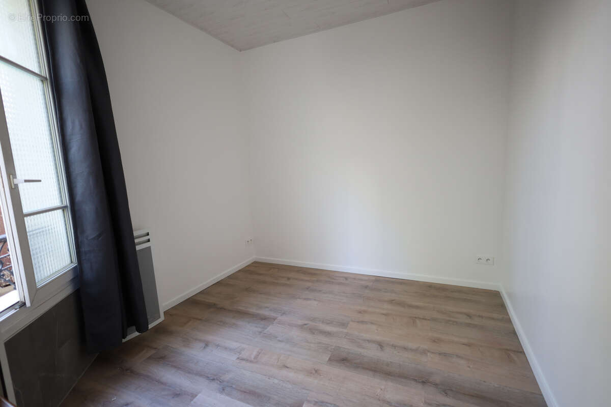 À vendre   Studette de 12 m2   Paris 15?   Quartier Grenelle - photo 4