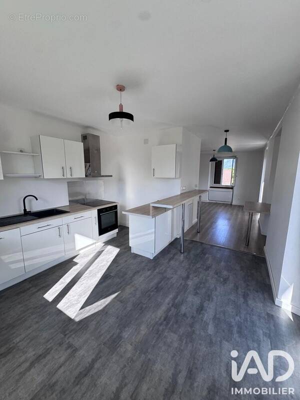 Photo 1 - Appartement à LA ROCHE-SUR-FORON