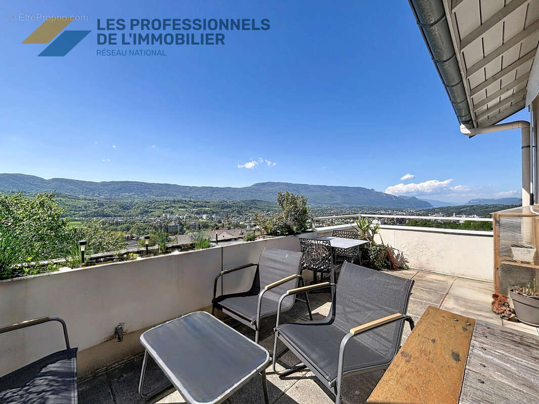 Appartement à JACOB-BELLECOMBETTE