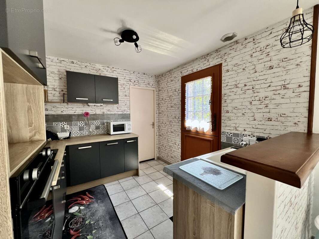 Maison 115 m² à Villermain  - photo 3