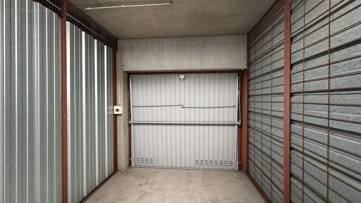 Box Tours 1 pièce(s) 13 m2 - photo 5