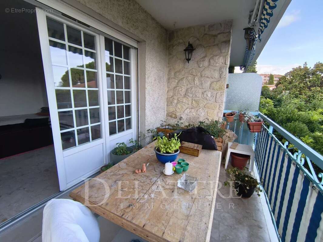 Appartement à VENCE