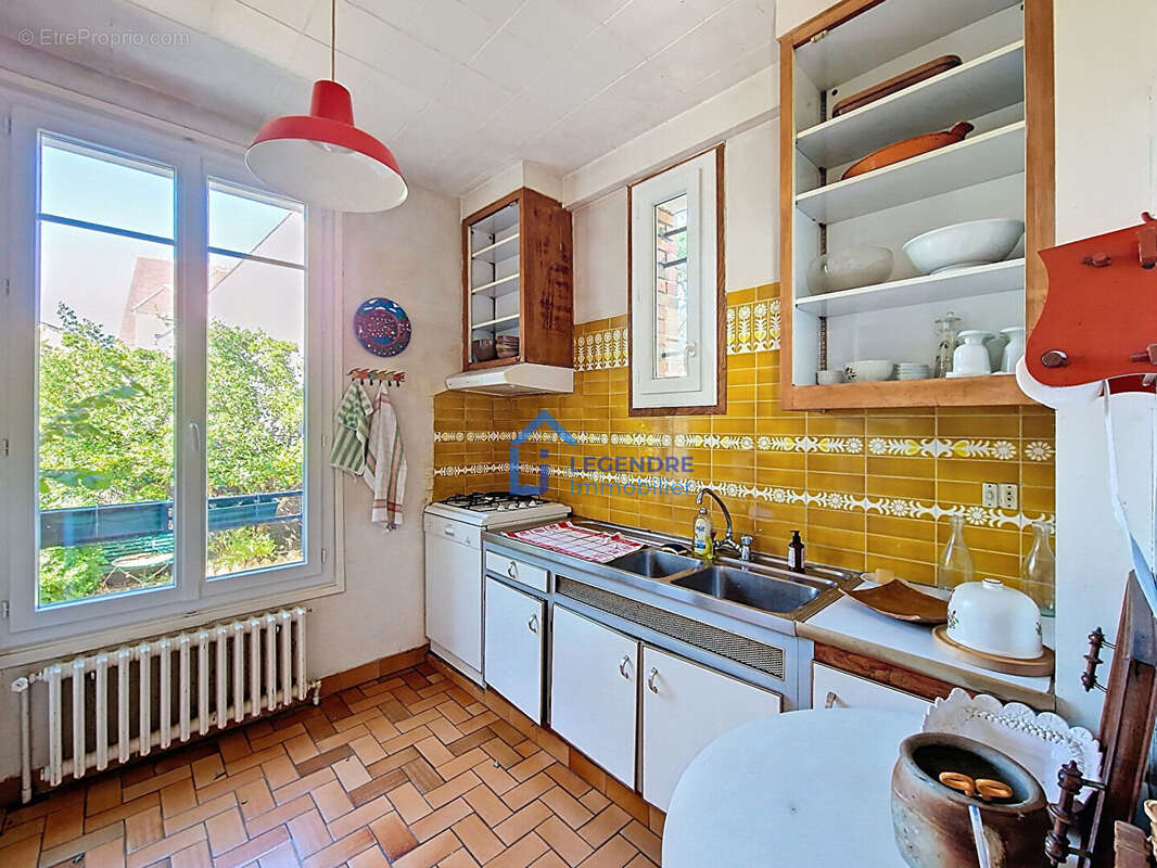 Maison à MONTIGNY-LES-CORMEILLES