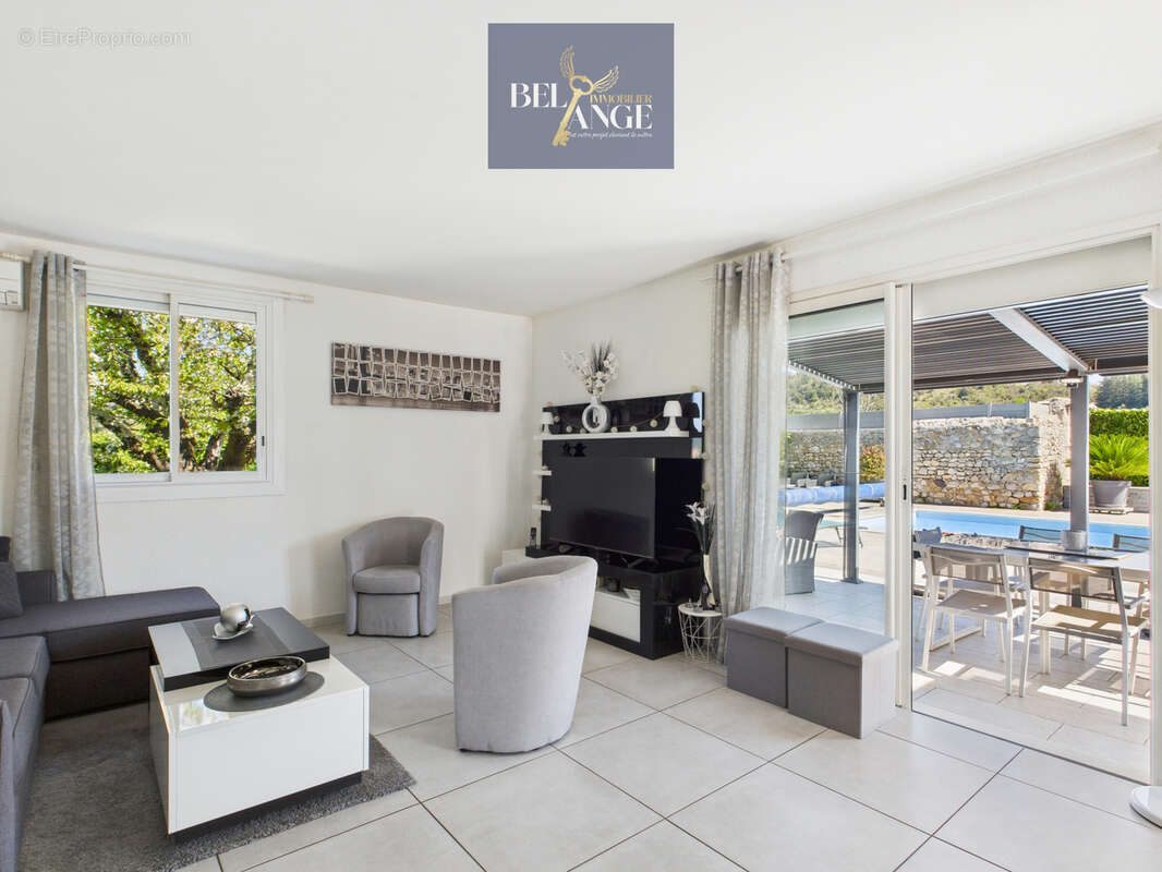 Maison à VALLON-PONT-D&#039;ARC