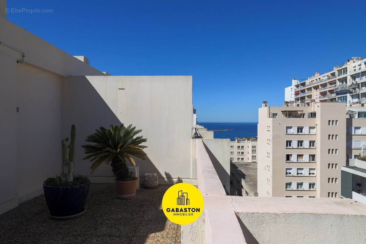 Appartement à MARSEILLE-7E