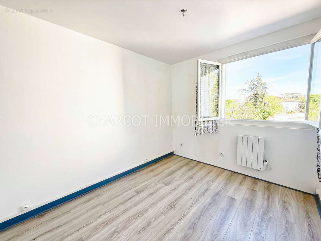 Appartement à LYON-5E