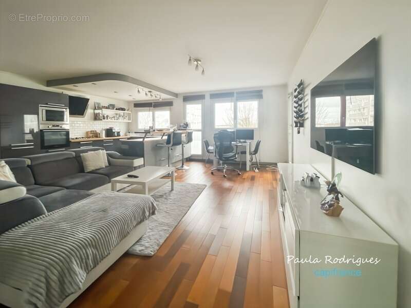 Appartement T3 à vendre, 3 piéces avec balcon, parking, cave à PLAISIR (78) - photo 2