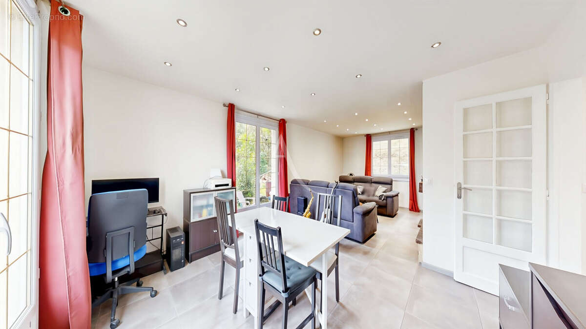 Maison familiale  5 chambres Sous-sol total 15 min Pontoise - photo 3