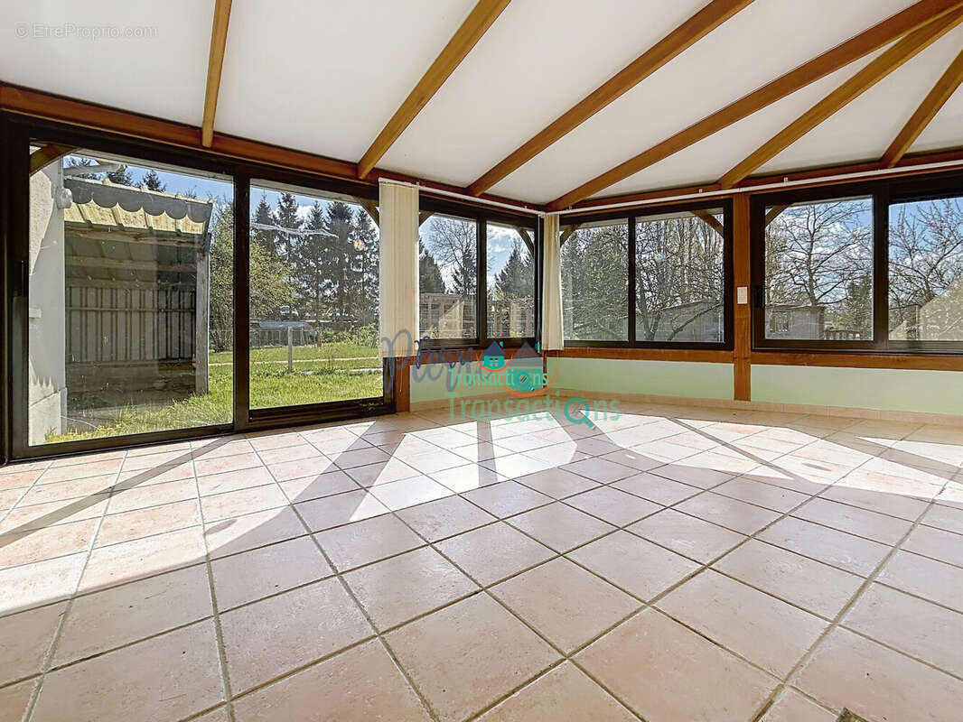 Maison à SAINT-JEAN-DE-FOLLEVILLE