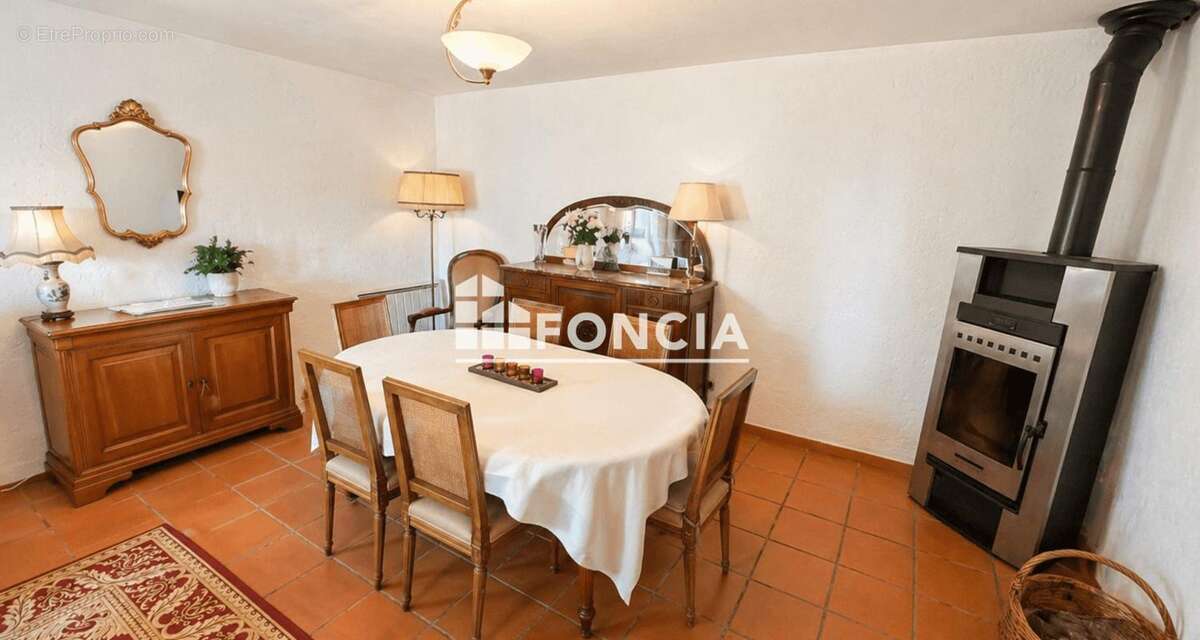Maison à FREJUS