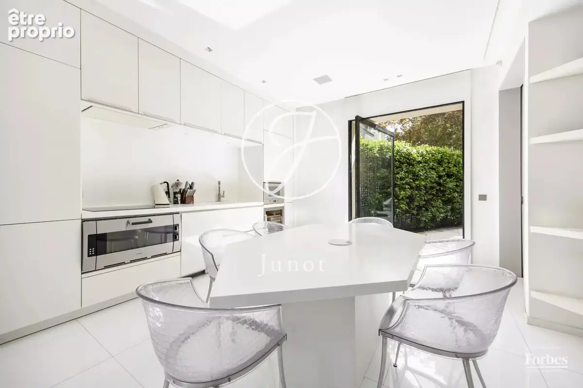 Paris 16e - MARÉCHAL MAUNOURY - Maison contemporaine - 424,29m² habitables - 8 pièces - Jardin 400m² - Terrasses - Piscine - Gar - photo 12