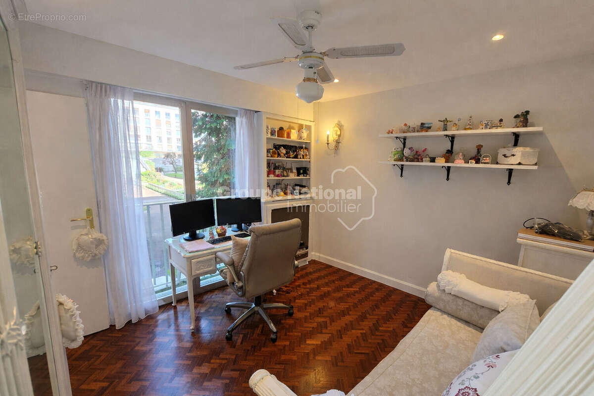 Appartement à VERSAILLES