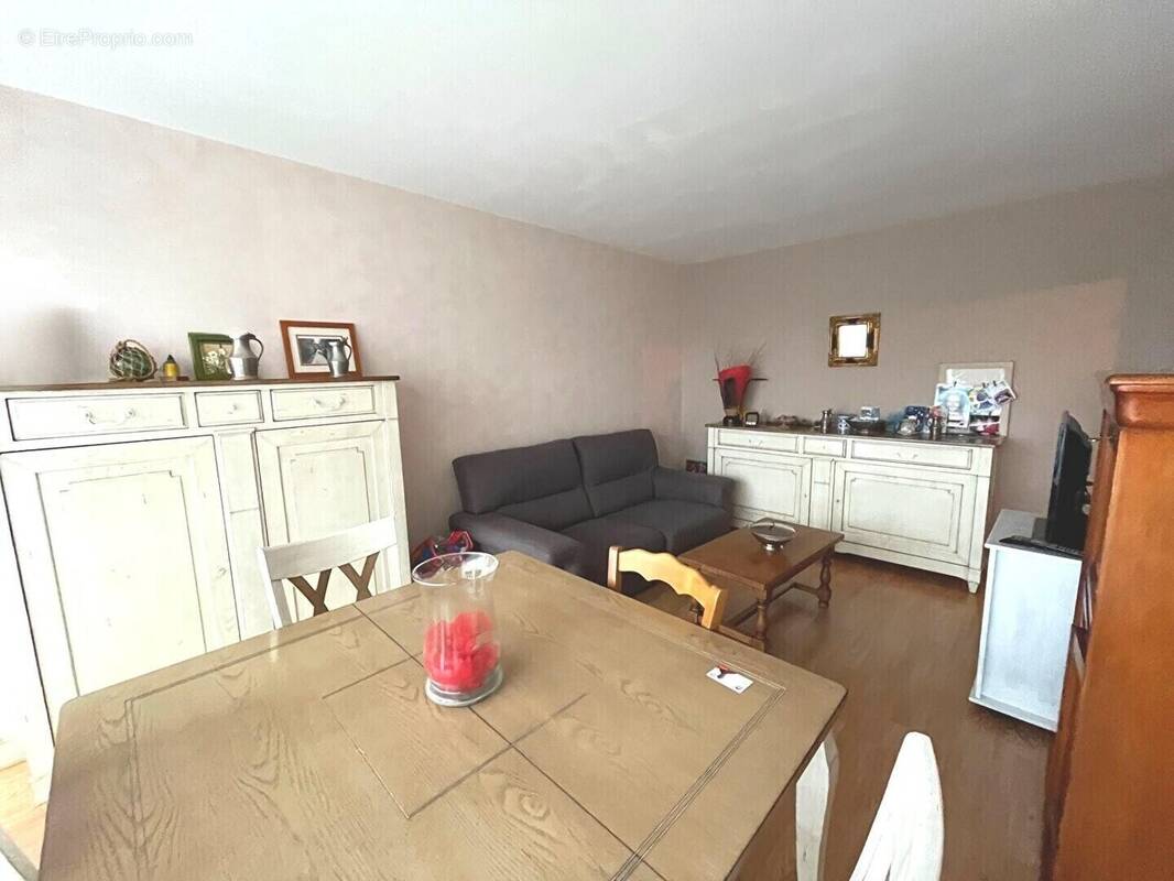 Appartement à RIS-ORANGIS